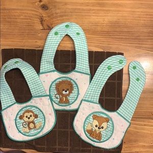 0-3 months baby quilted bibs